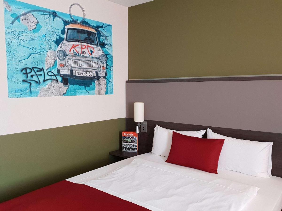 Mercure Airport Hotel Berlin Tegel Exterior foto
